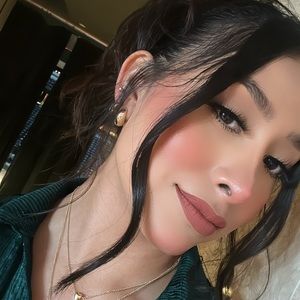 Meet your Posher, Belen